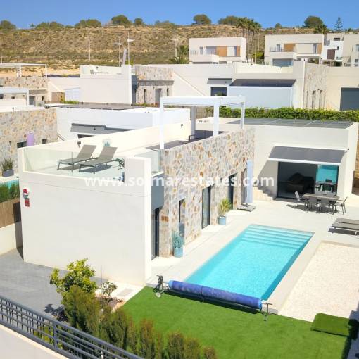 Detached Villa - Resale - Algorfa - La Finca Golf Resort