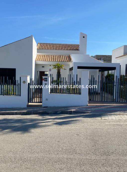 Detached Villa - Resale - Algorfa - La Finca Golf Resort