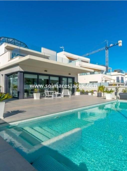 Detached Villa - Resale - Cabo Roig - Aguamarina