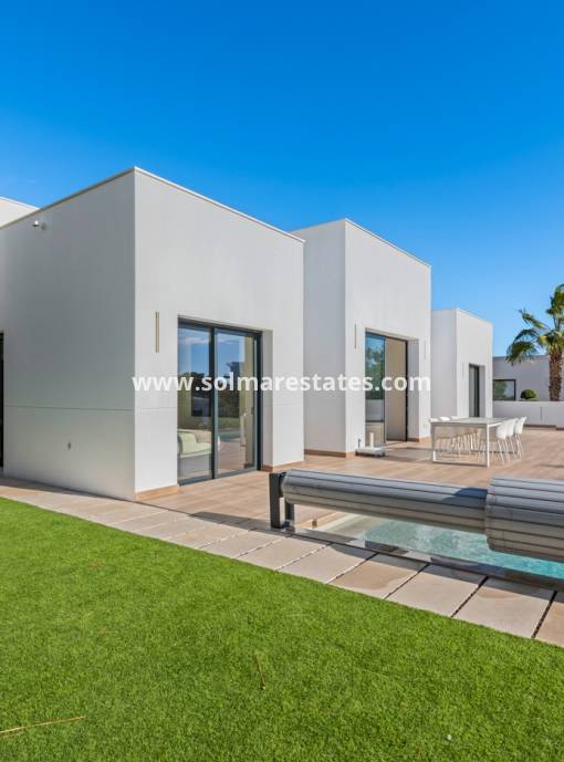 Detached Villa - Resale - Campoamor - Las Colinas Golf and Country Club