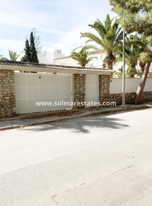 Detached Villa - Resale - La Zenia - Beachside La Zenia