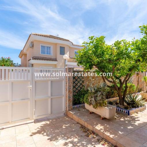 Detached Villa - Resale - Los Altos - Los Altos