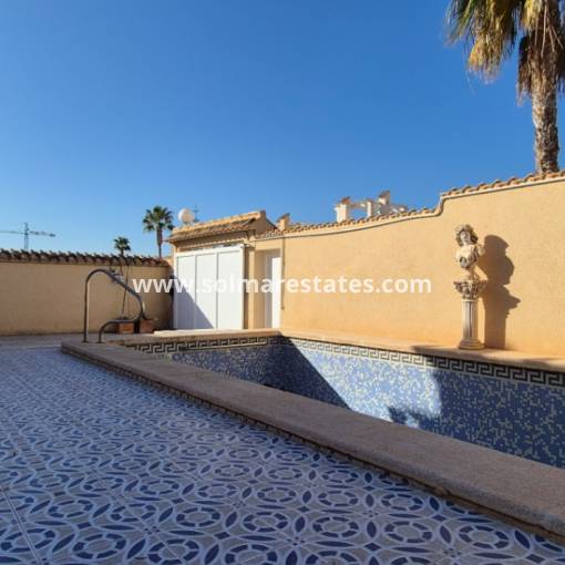 Detached Villa - Resale - Los Altos - R-43051