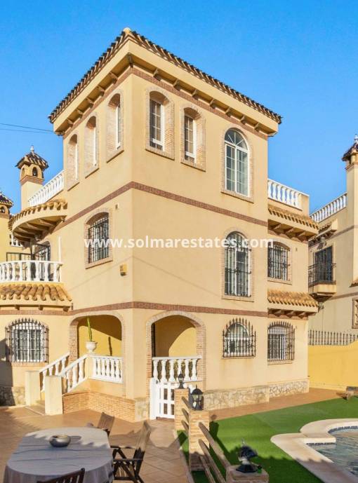 Detached Villa - Resale - Playa Flamenca - Las Mismosas