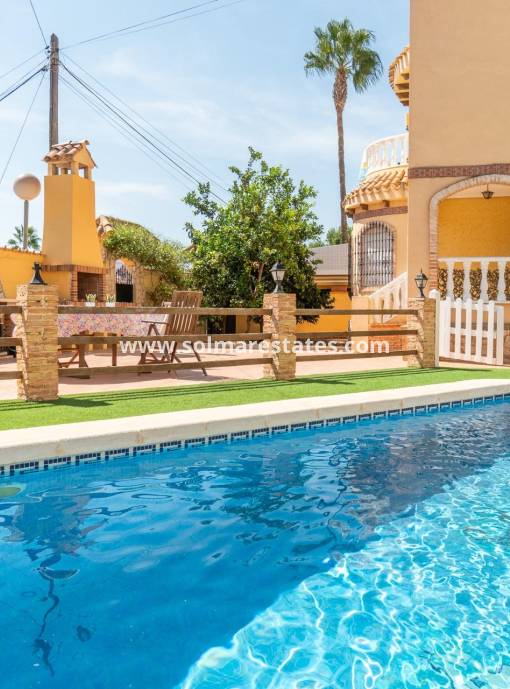 Detached Villa - Resale - Playa Flamenca - Las Mismosas