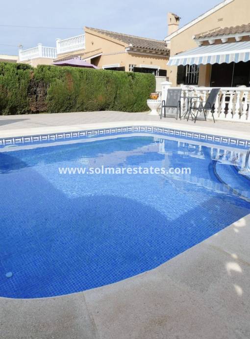 Detached Villa - Resale - Playa Flamenca - Urb Horizonte