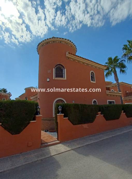 Detached Villa - Resale - Playa Flamenca - Villas San Luis