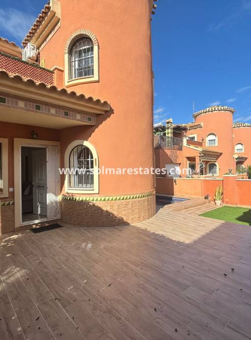 Detached Villa - Resale - Playa Flamenca - Villas San Luis