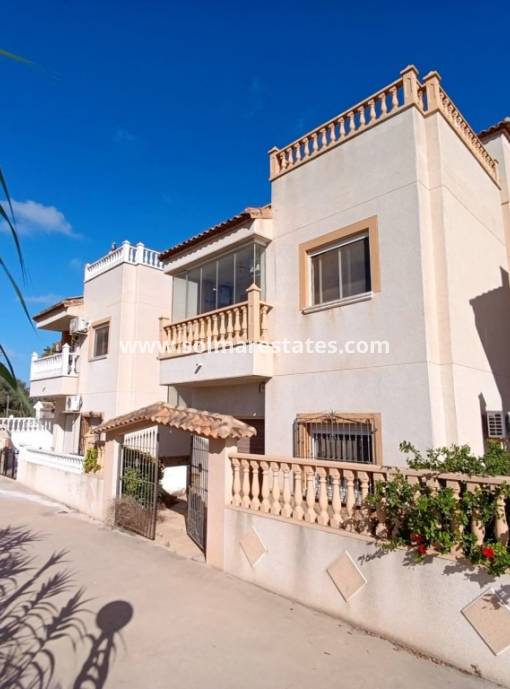 Detached Villa - Resale - San Miguel De Salinas - Lake View Mansions