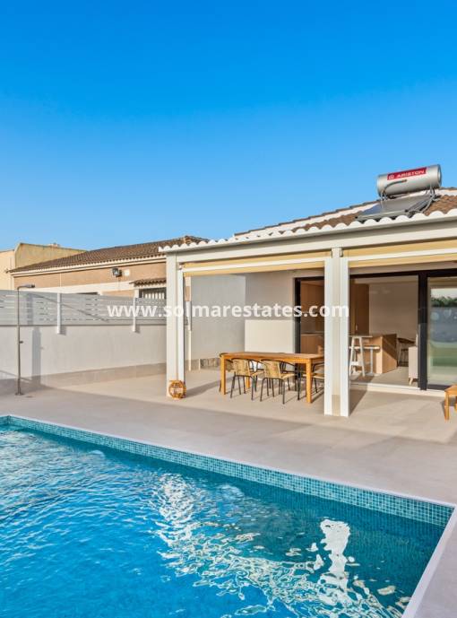 Detached Villa - Resale - Torrevieja - El Chaparral