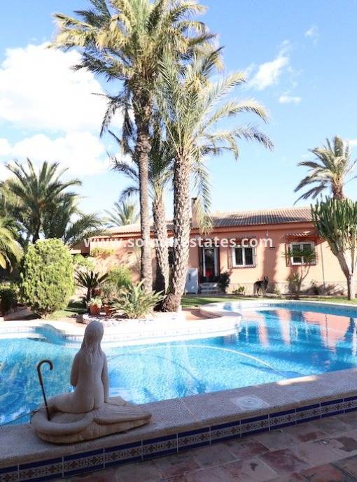 Detached Villa - Resale - Torrevieja - El Chaparral