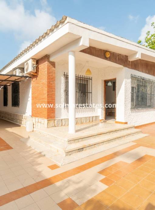 Detached Villa - Resale - Torrevieja - Los Frutales