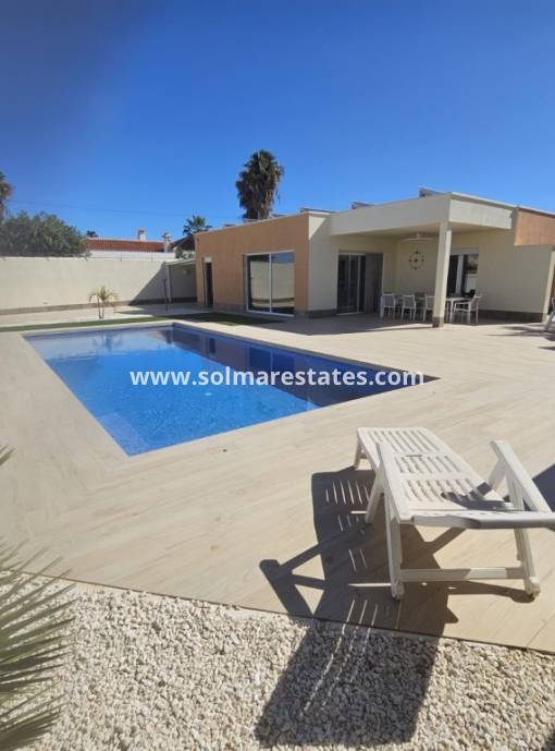 Detached Villa - Resale - Torrevieja - Torreta Florida