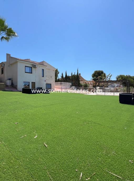 Detached Villa - Resale - Torrevieja - Torrevieja