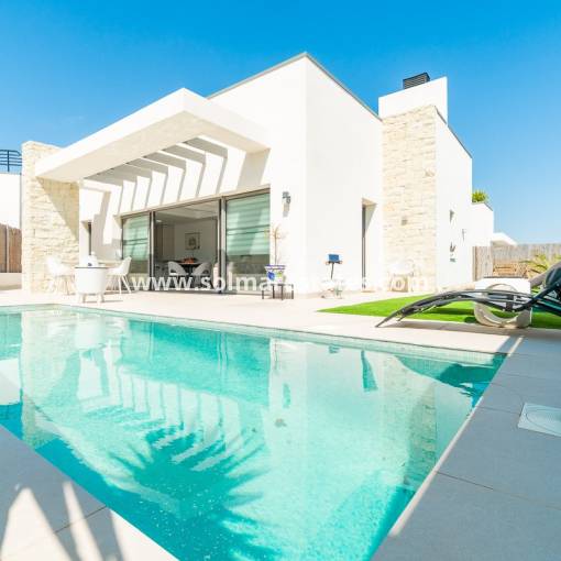Detached Villa - Resale - Villamartin - Blue Lagoon