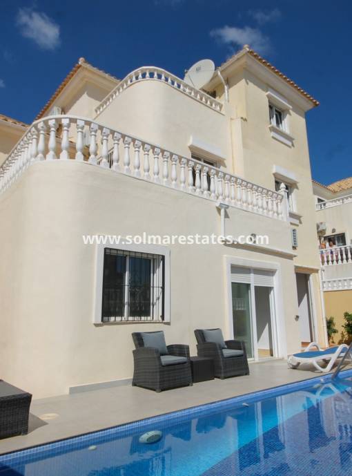 Detached Villa - Resale - Villamartin - Bosque De Las Lomas