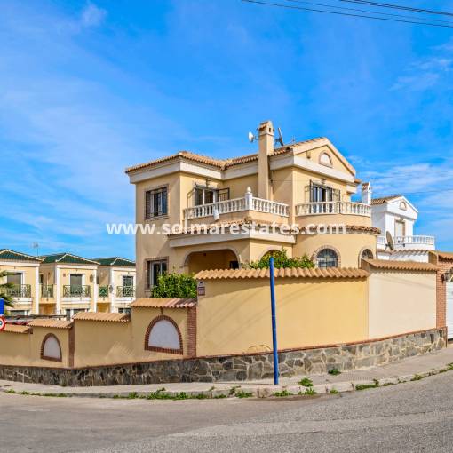 Detached Villa - Resale - Villamartin - Las Filipinas