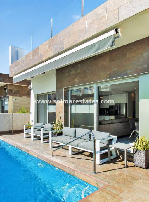Detached Villa - Resale - Villamartin - PAU 26