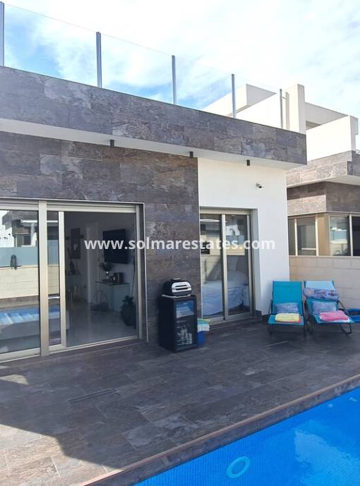 Detached Villa - Resale - Villamartin - PAU 26