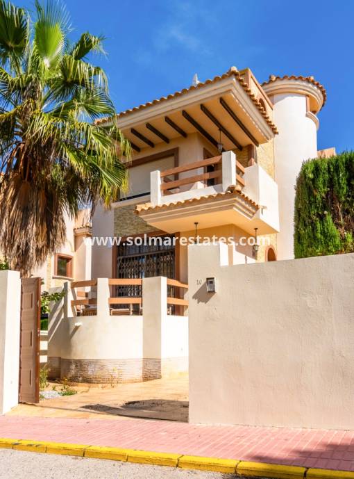 Detached Villa - Resale - Villamartin - PAU 8