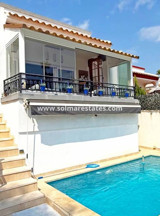 Detached Villa - Resale - Villamartin - Rioja