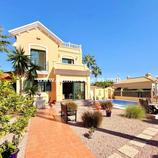 Detached Villa - Resale - Villamartin - Rioja