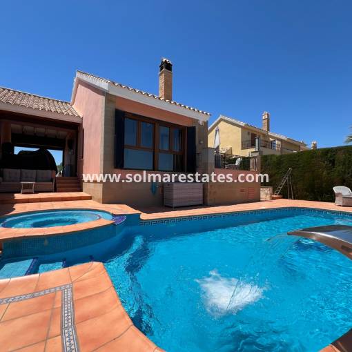 Freistehende Villa - Resale - Algorfa - La Finca Golf Resort
