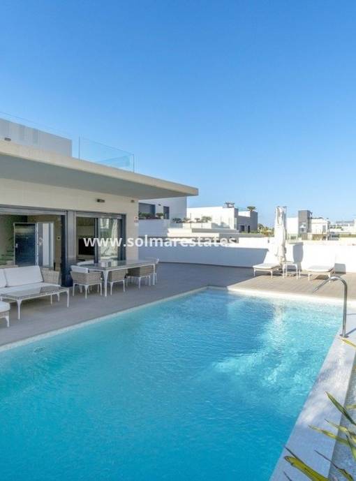 Freistehende Villa - Resale - Cabo Roig - Aguamarina