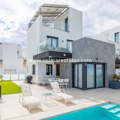 Freistehende Villa - Resale - Los Balcones - R-18124