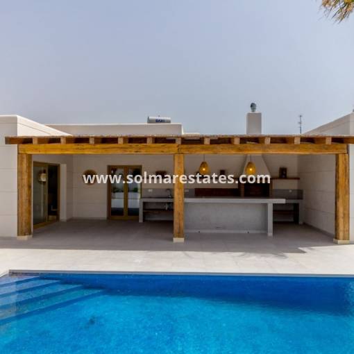 Freistehende Villa - Resale - Torrevieja - R-38727