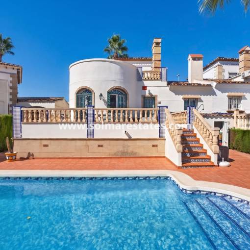 Freistehende Villa - Resale - Villamartin - Las Violetas