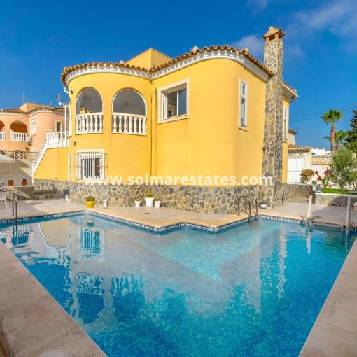 Freistehende Villa - Resale - Villamartin - R10985