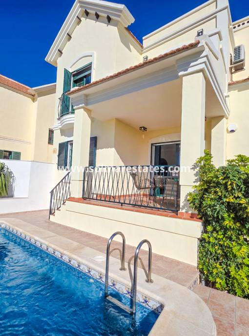 Freistehende Villa - Resale - Villamartin - Rioja