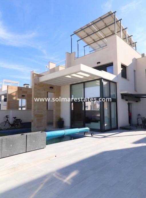 Fristående villa - Resale - Cabo Roig - Lomas de Cabo Roig