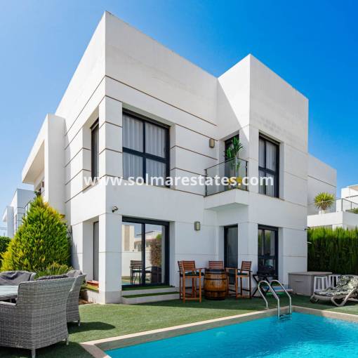 Fristående villa - Resale - Ciudad Quesada - Lo Marabu