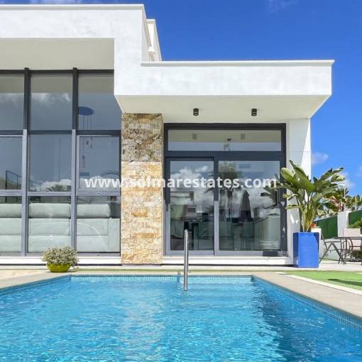 Fristående villa - Resale - Ciudad Quesada - Pueblo Bravo