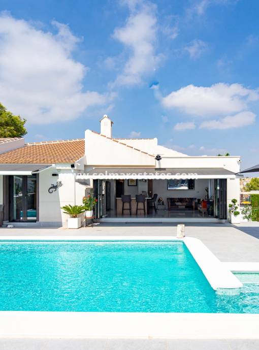Fristående villa - Resale - Villamartin - Las Filipinas