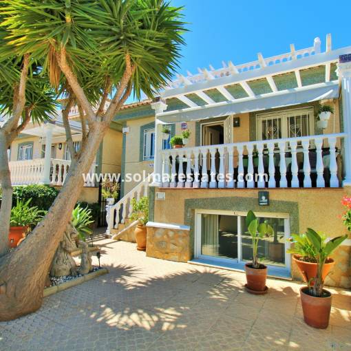 Fristående villa - Resale - Villamartin - Las Violetas