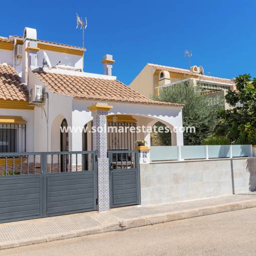 Half vrijstaand huis - Resale - La Zenia - La Zenia