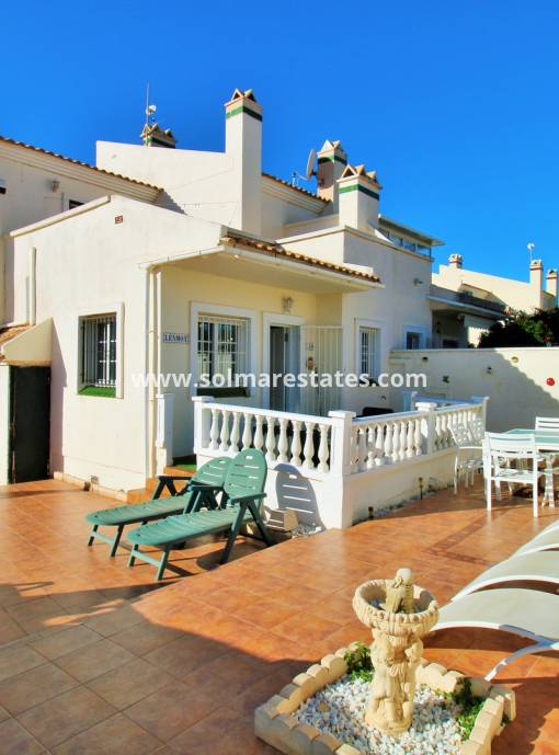 Half vrijstaand huis - Resale - Playa Flamenca - Jumilla