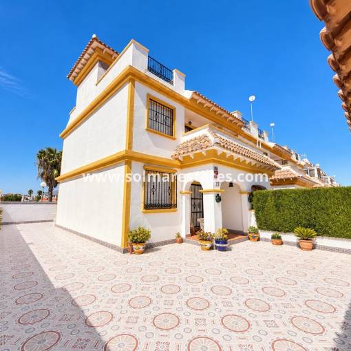 Half vrijstaand huis - Resale - Torrevieja - El Limonar