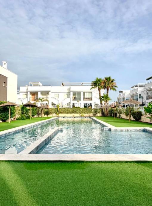 Lägenhet - Resale - Torrevieja - Aguas Nuevas