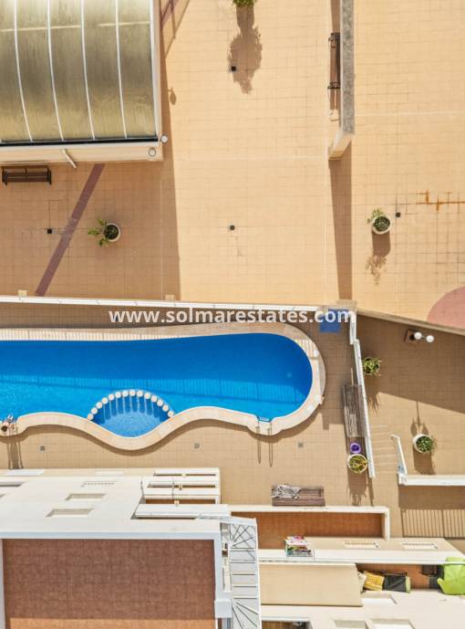 Lägenhet - Resale - Torrevieja - Beachside Torrevieja