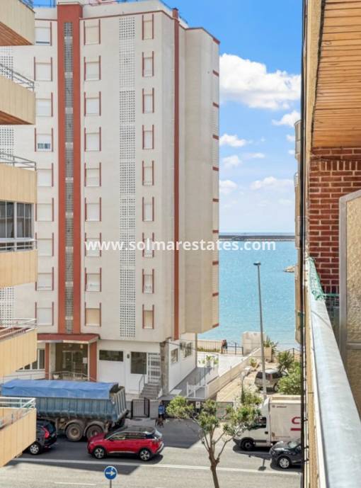 Lägenhet - Resale - Torrevieja - Beachside Torrevieja