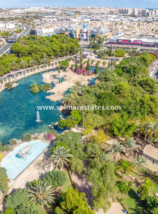 Lägenhet - Resale - Torrevieja - Beachside Torrevieja
