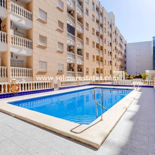 Lägenhet - Resale - Torrevieja - Beachside Torrevieja