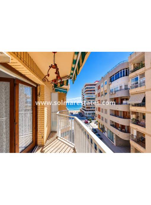 Lägenhet - Resale - Torrevieja - Beachside Torrevieja