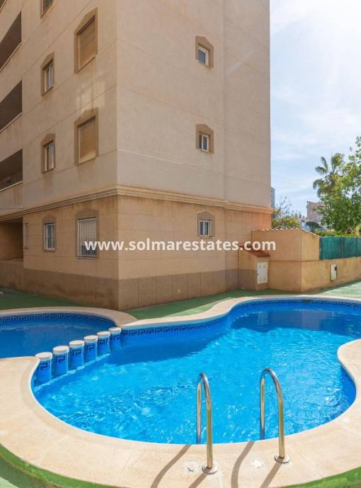 Lägenhet - Resale - Torrevieja - Nueva Torrevieja