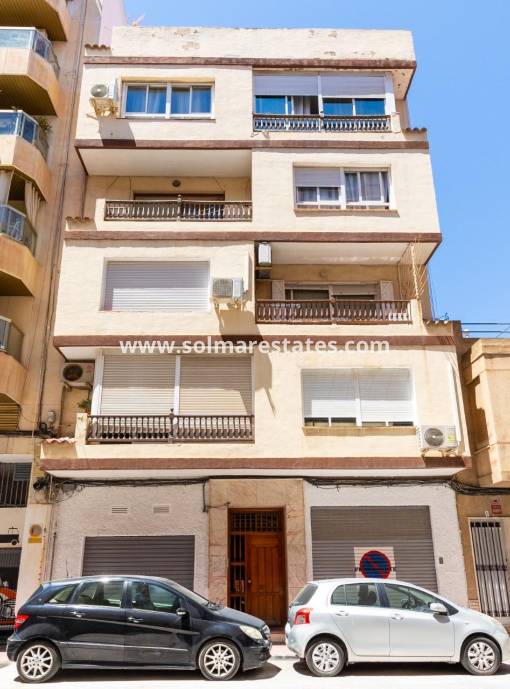 Lägenhet - Resale - Torrevieja - Puerto Deportivo