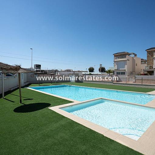 Lägenhet - Resale - Torrevieja - R-41626